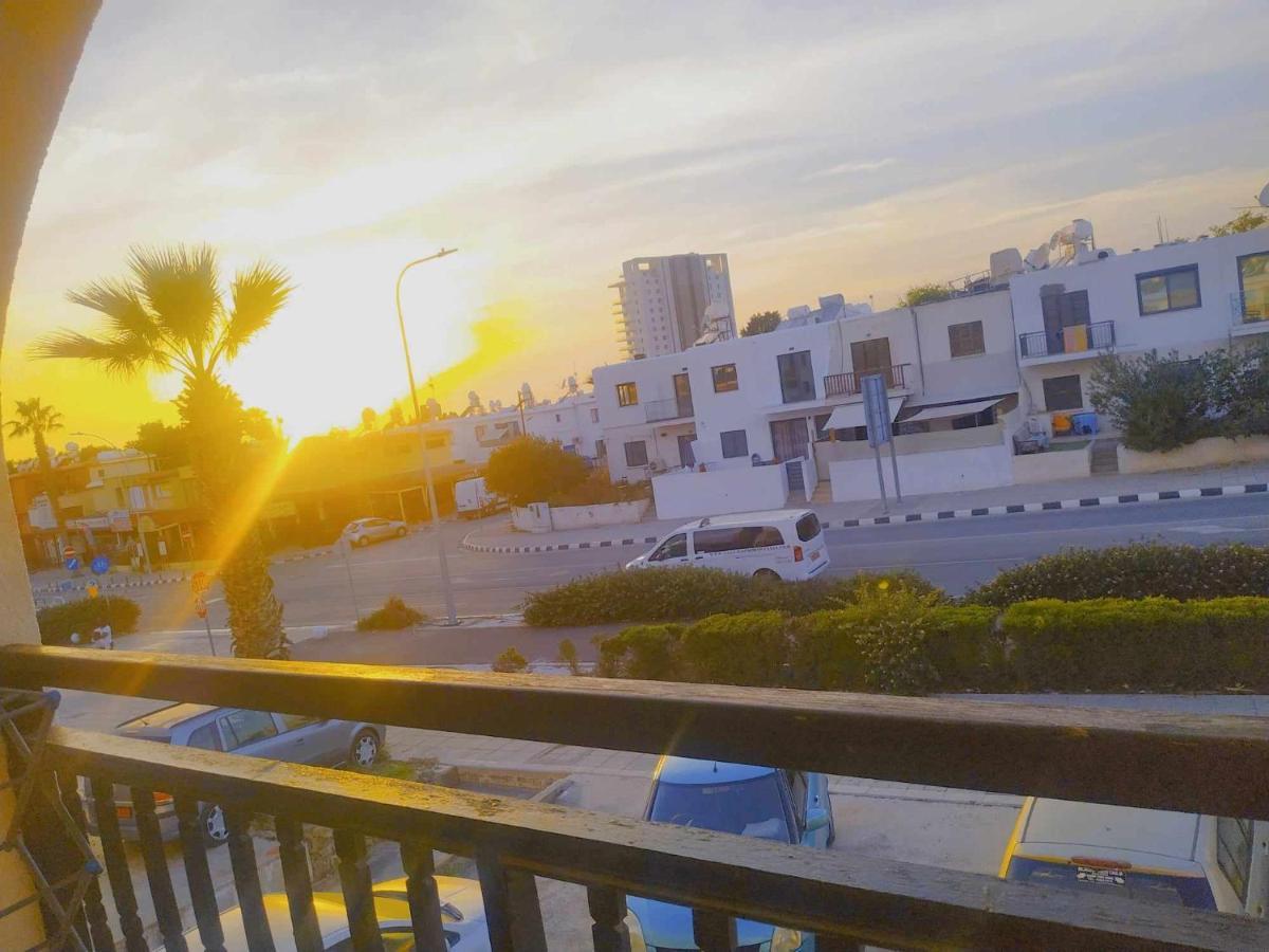 Kato Paphos Apt 400M To The Beach Eksteriør billede